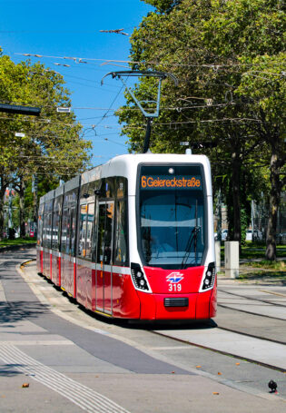 rail way tramway