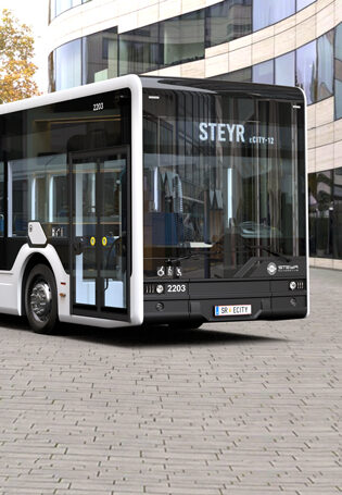 Steyr Electric City Bus in Inner City